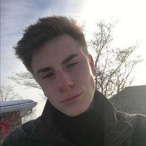 Meet your Posher, Aaron